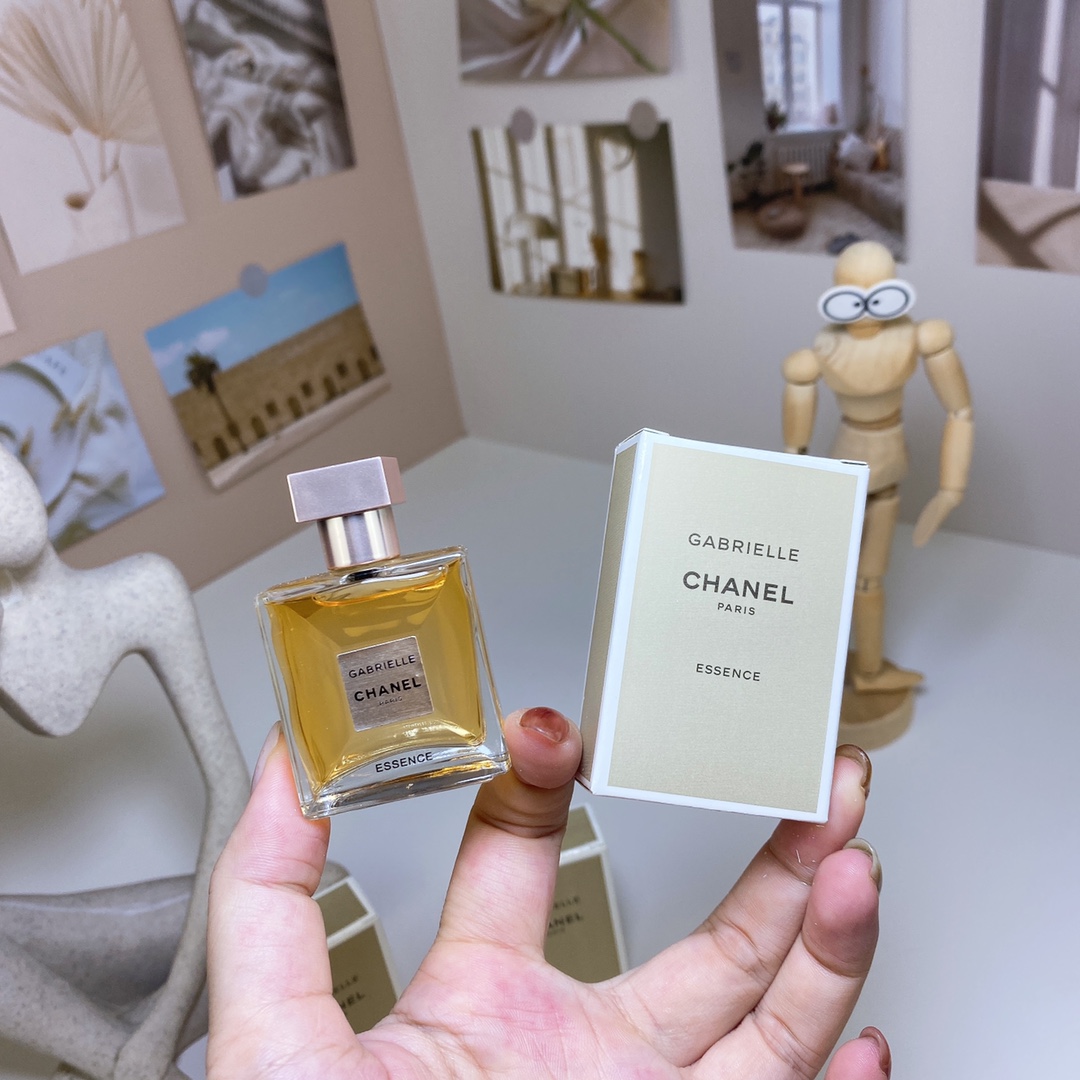 Chanel perfume