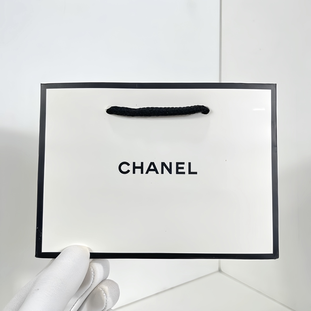 Chanel perfume