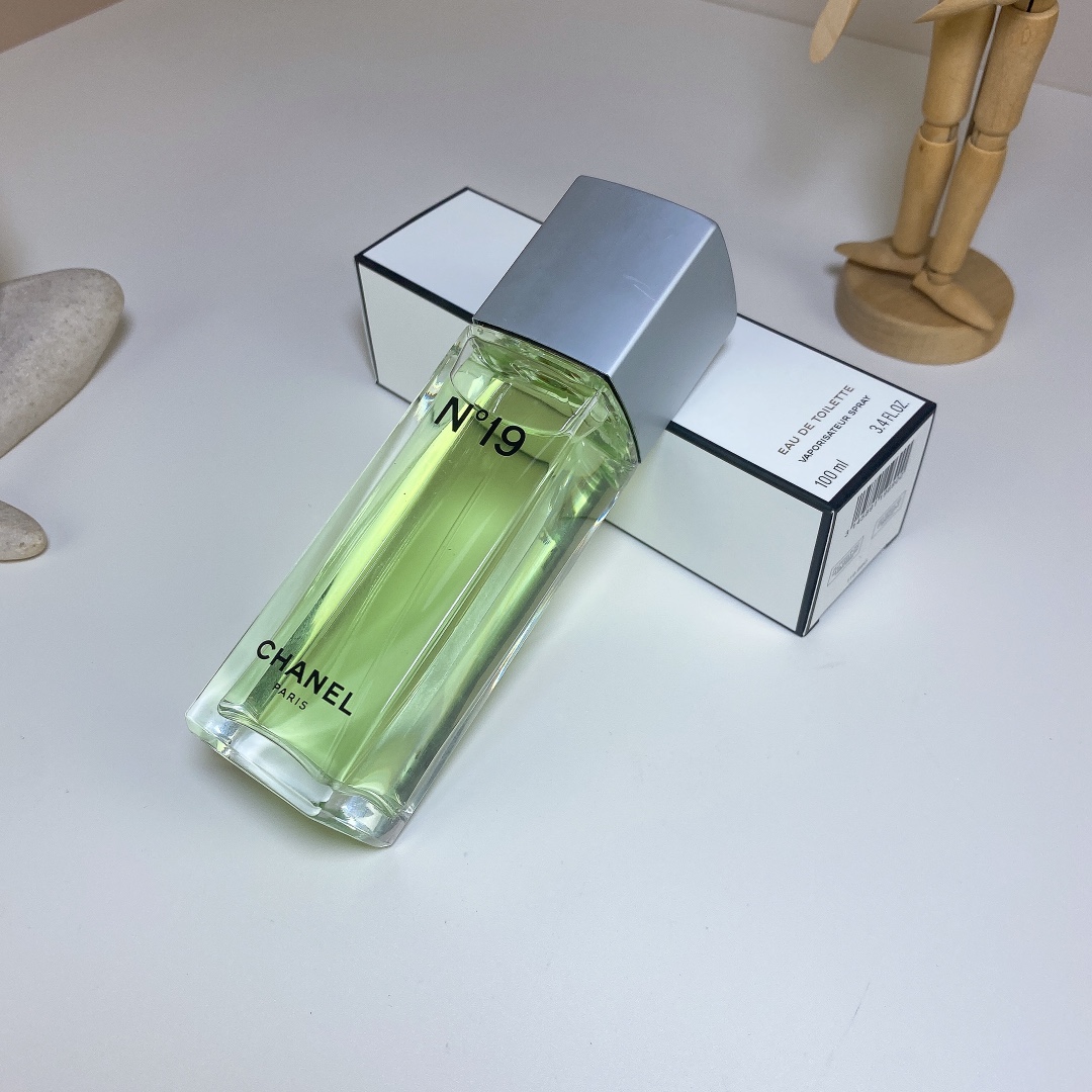 Chanel perfume