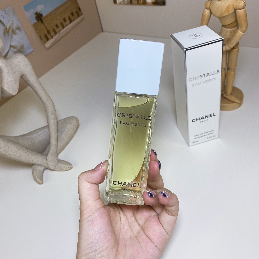 Chanel perfume