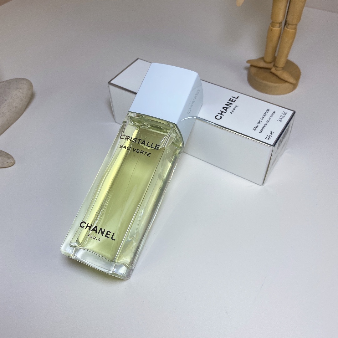 Chanel perfume