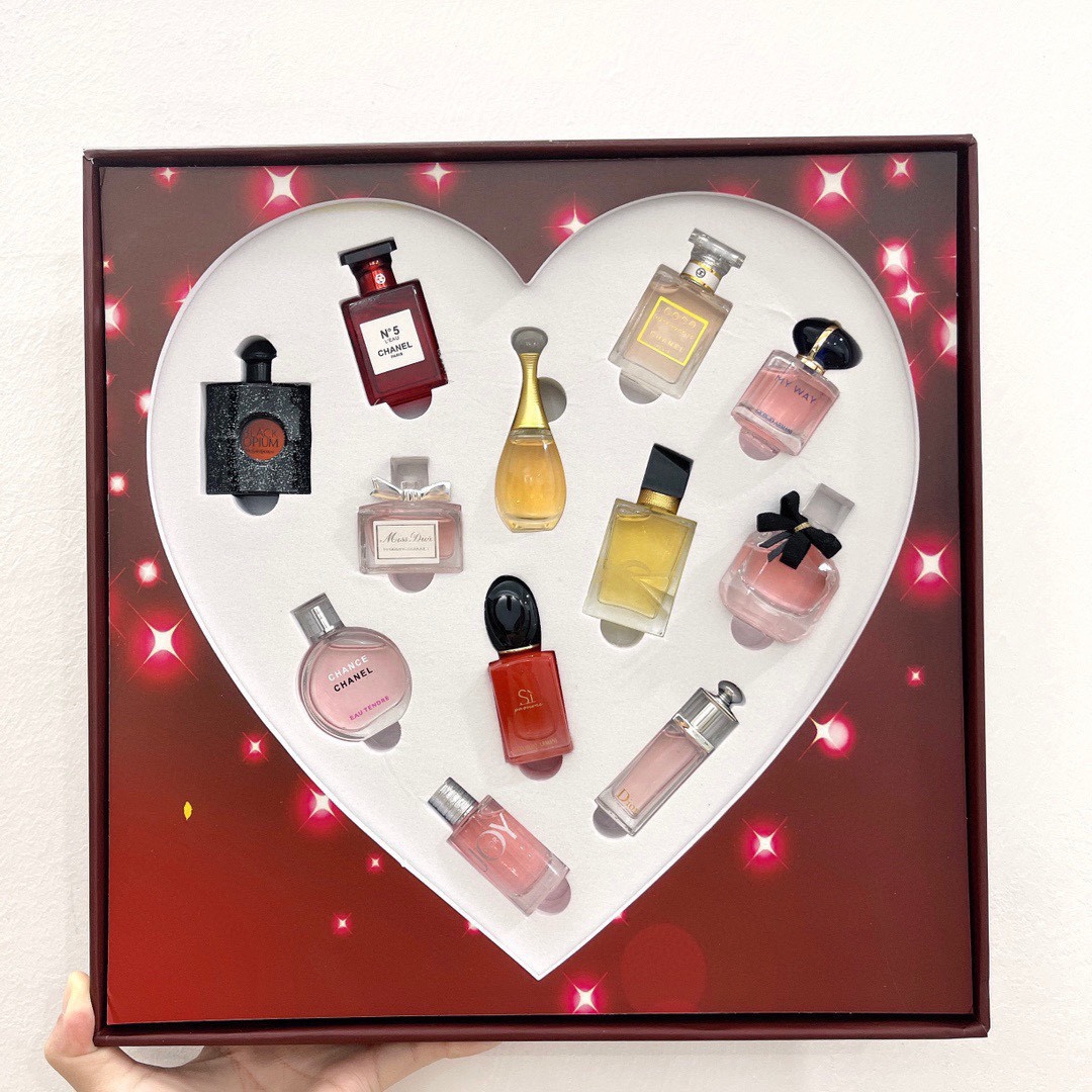 Chanel perfume