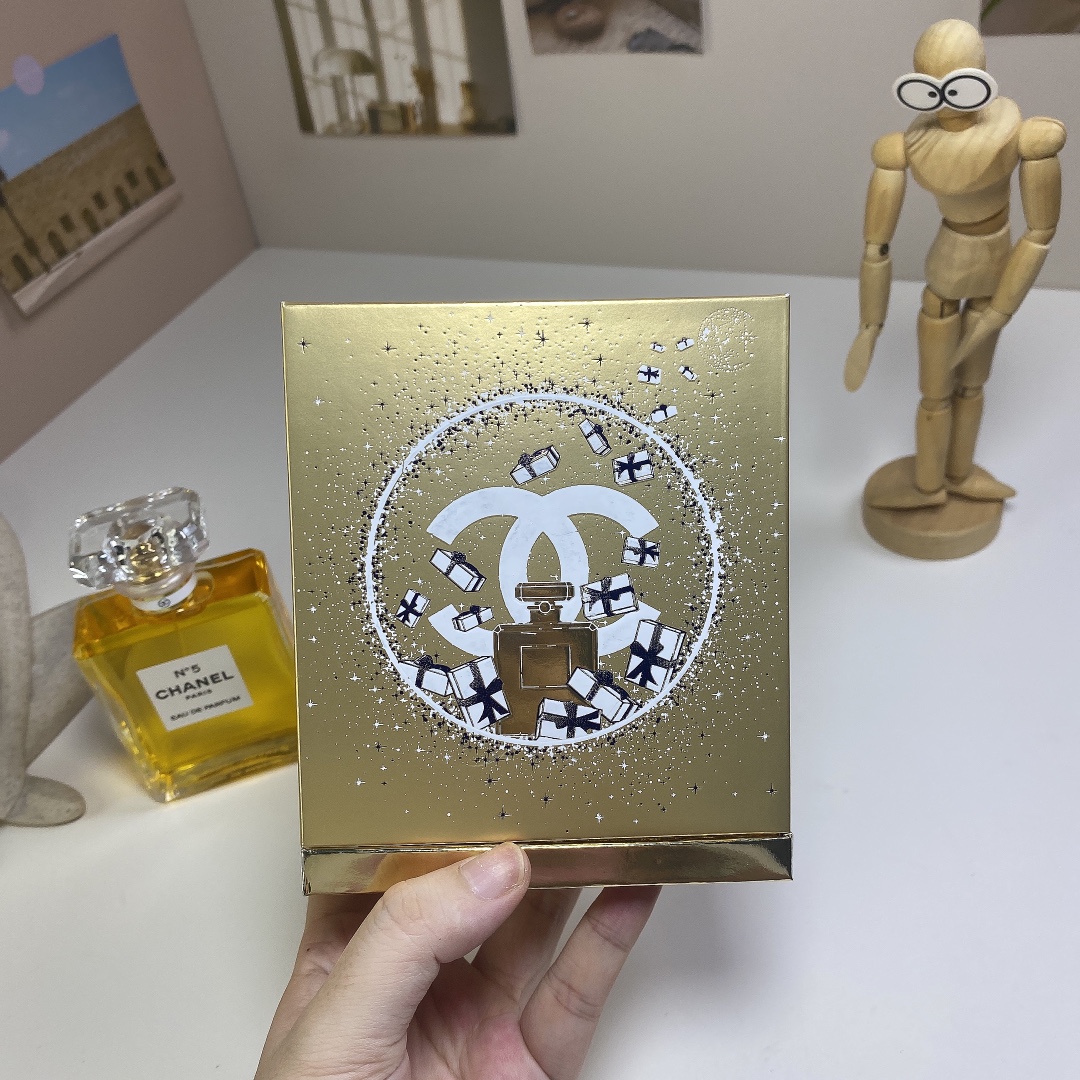 Chanel perfume
