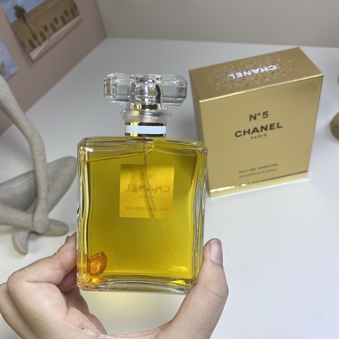 Chanel perfume