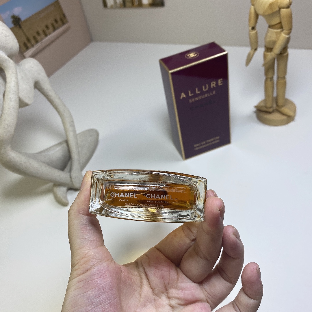 Chanel perfume