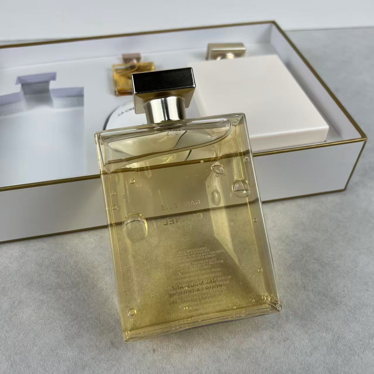 Chanel perfume