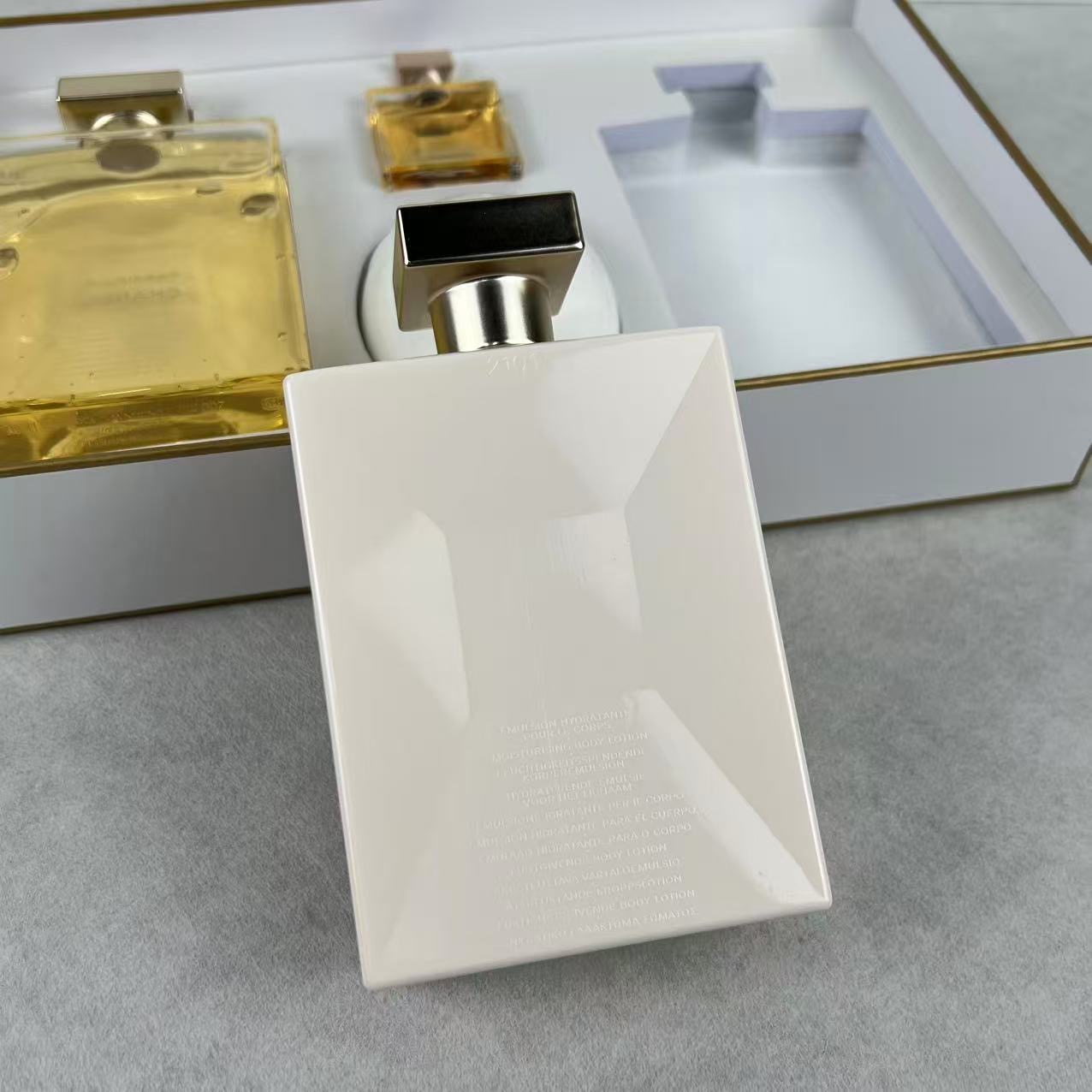 Chanel perfume