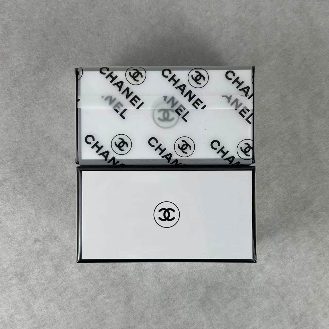 Chanel perfume