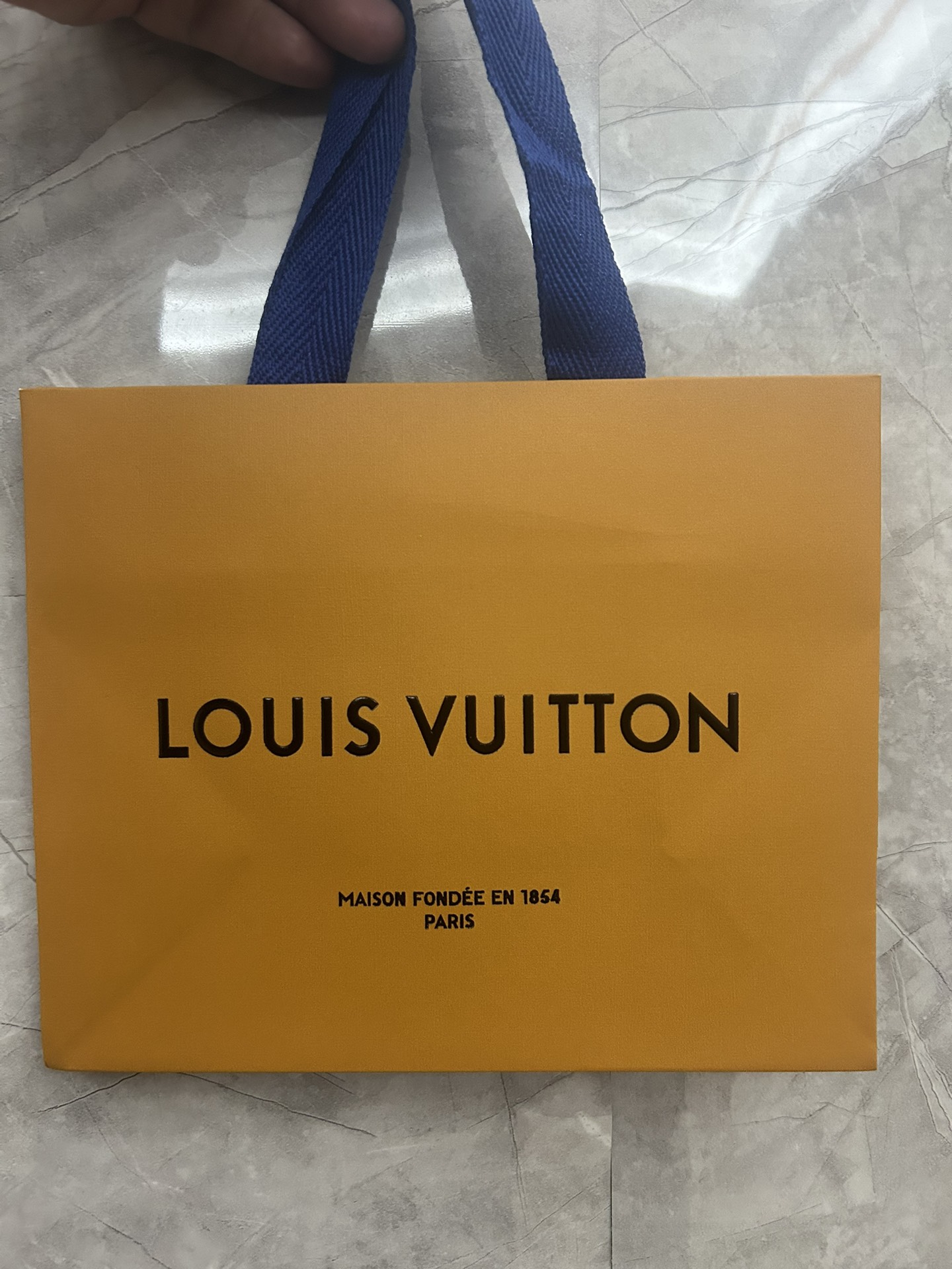 LV perfume