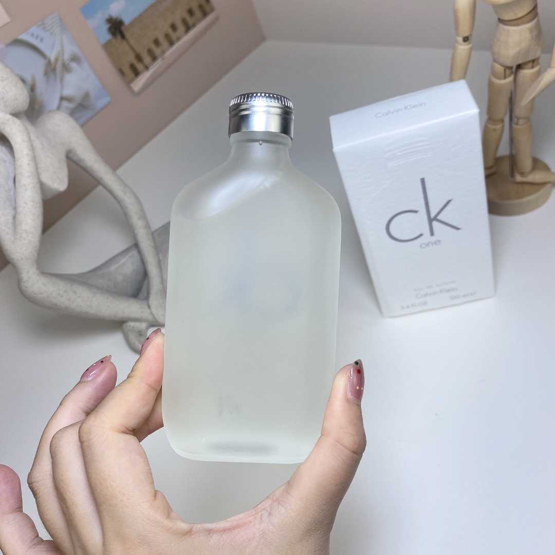 LV perfume