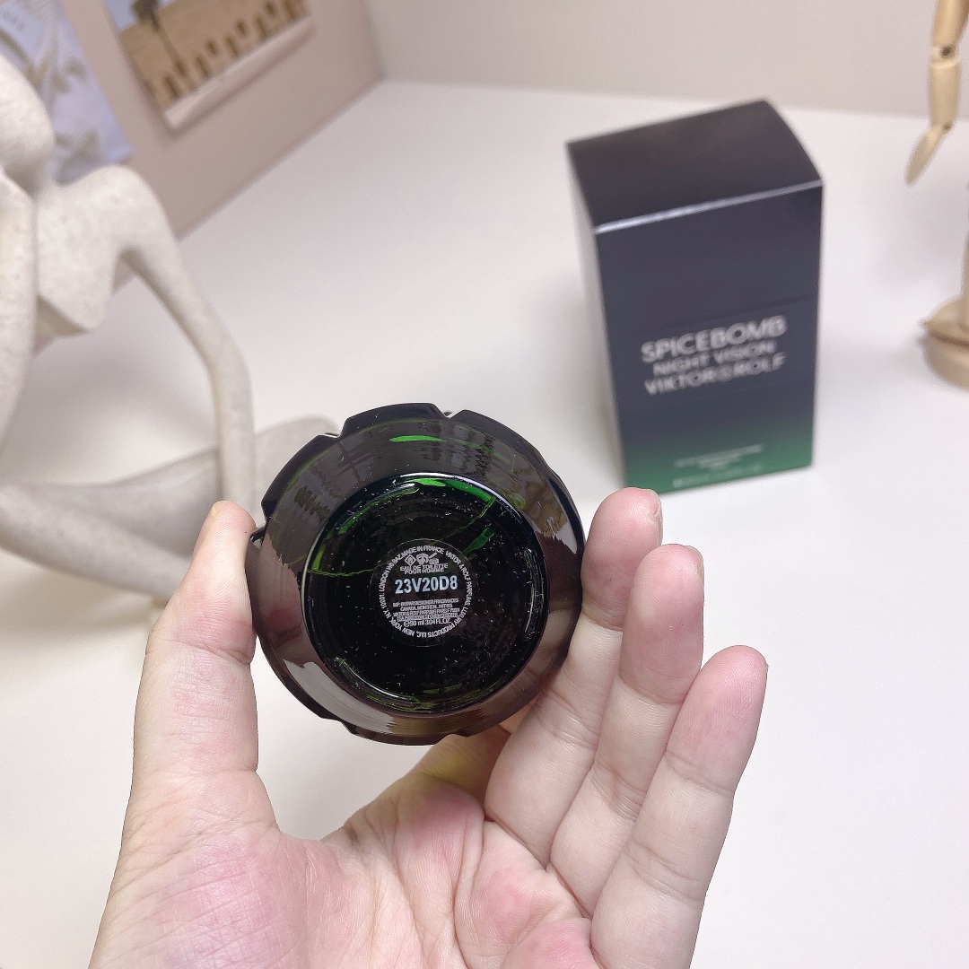 LV perfume