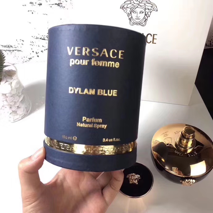 Versace perfume