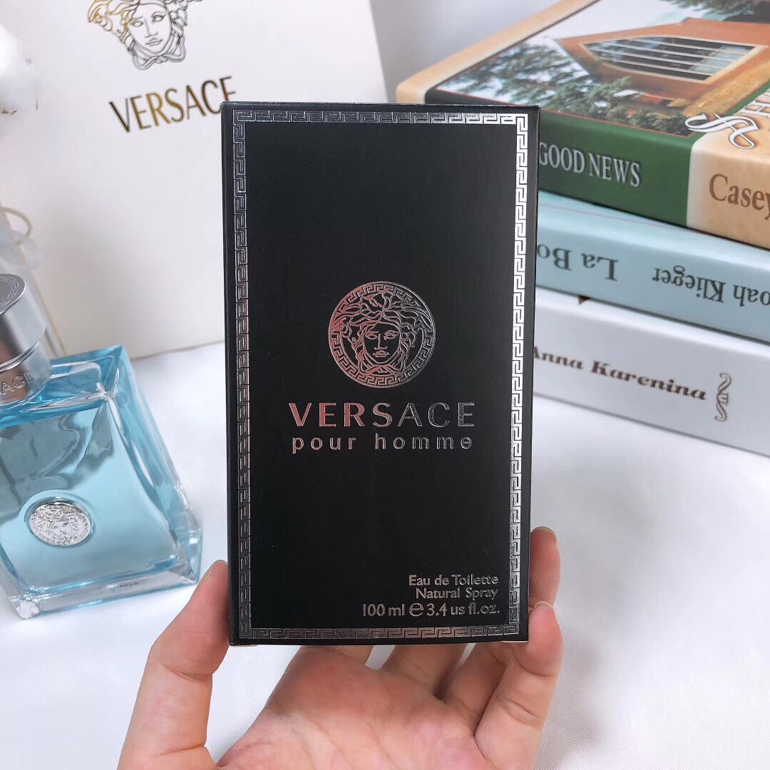 Versace perfume