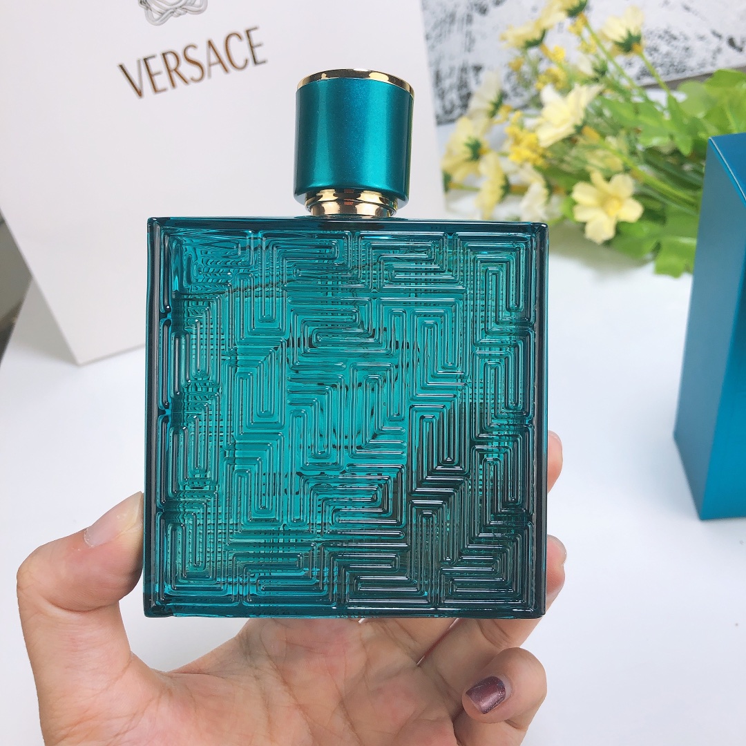 Versace perfume