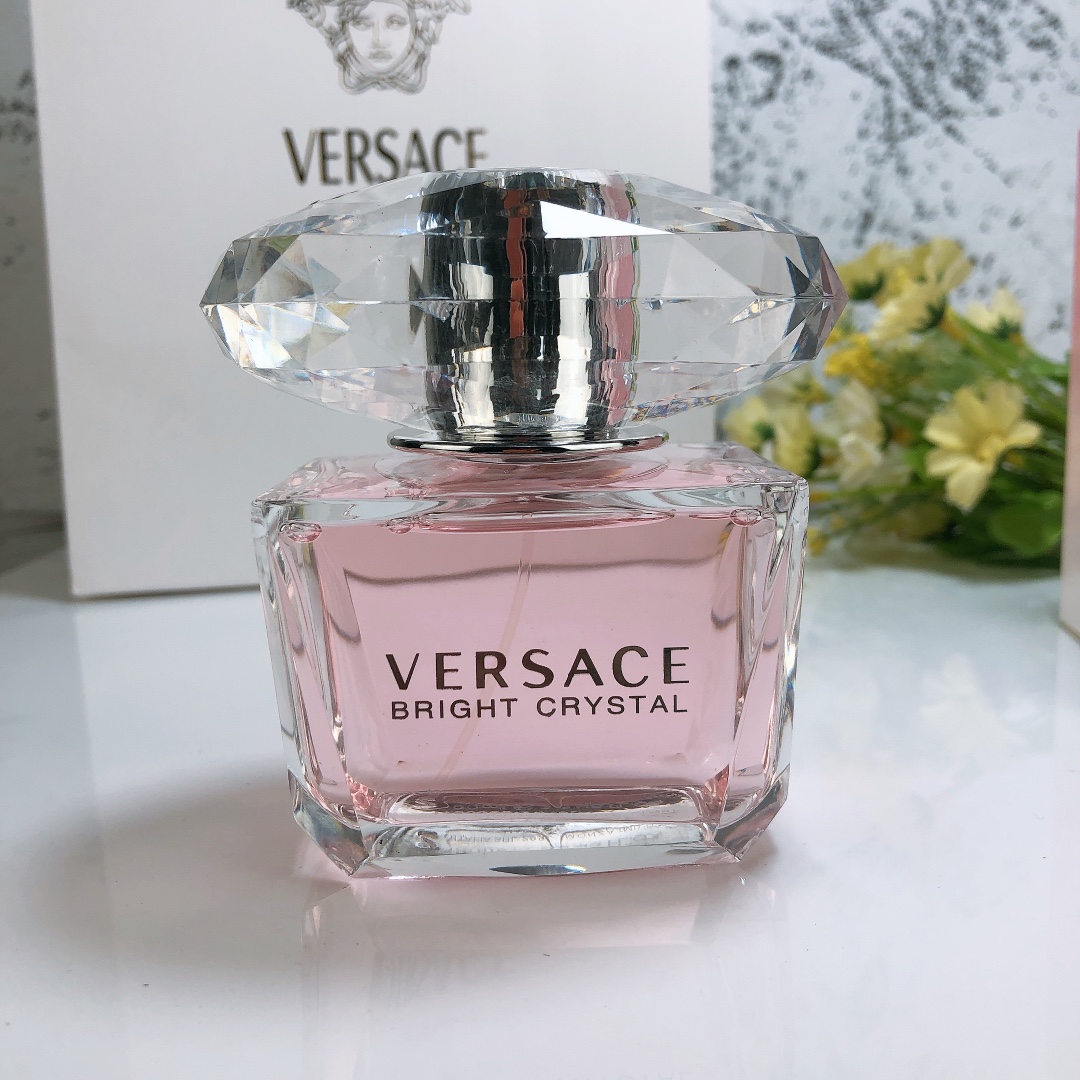 Versace perfume