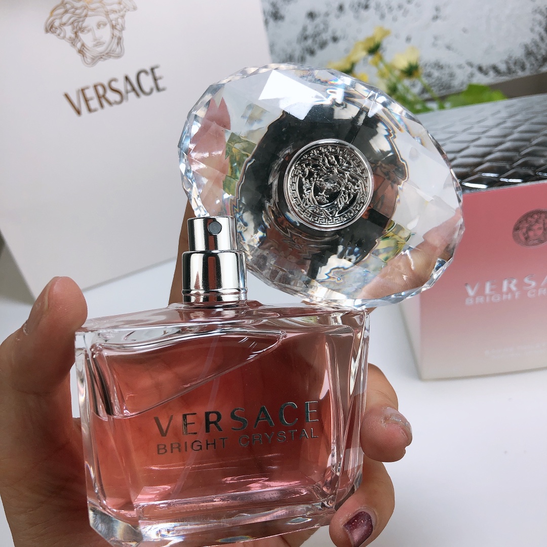 Versace perfume