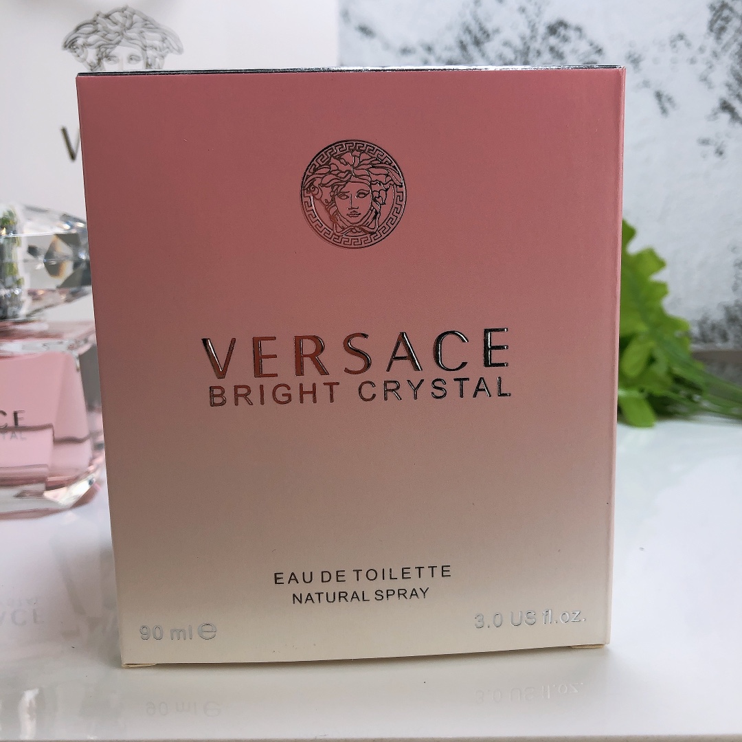 Versace perfume