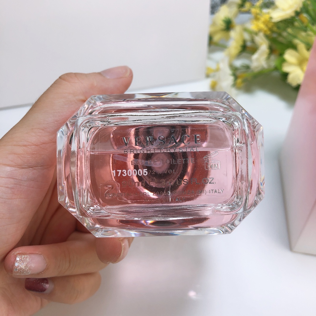 Versace perfume