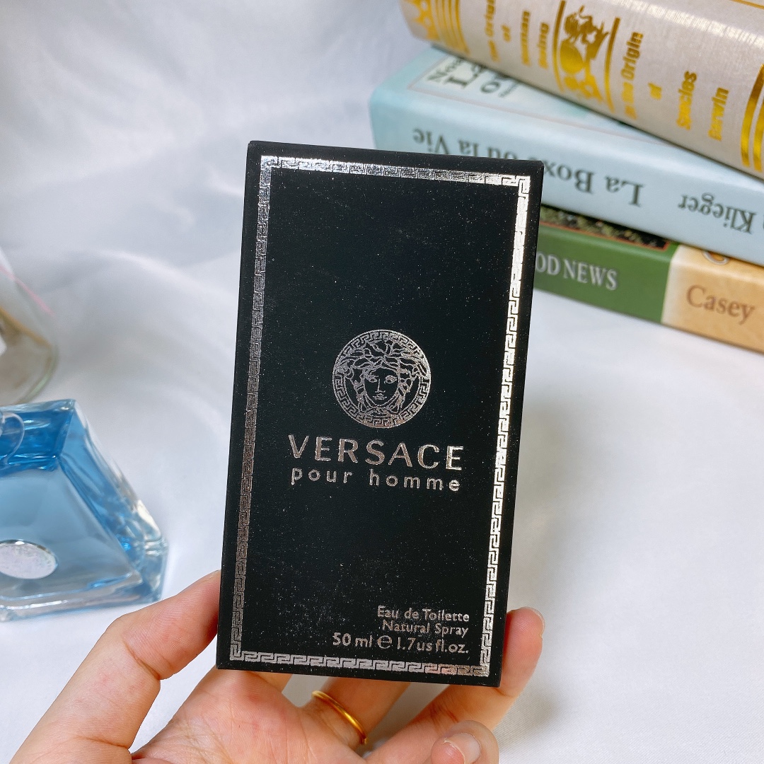 Versace perfume
