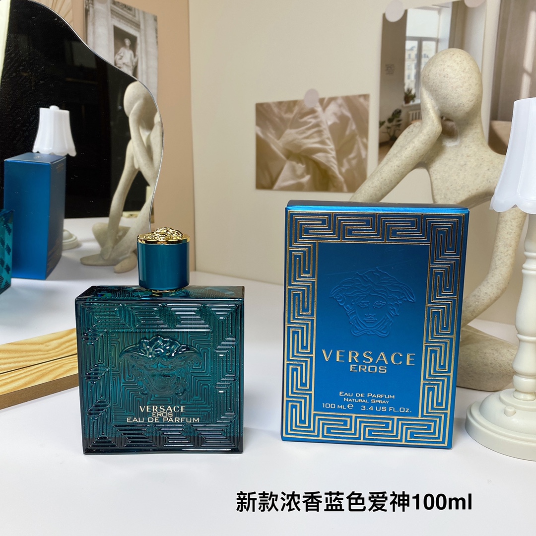 Versace perfume