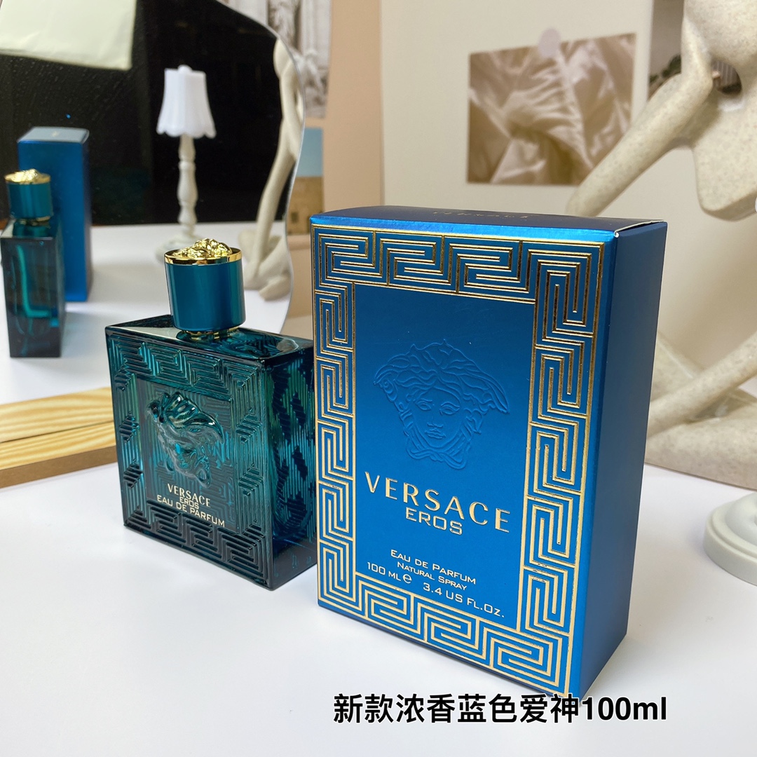 Versace perfume