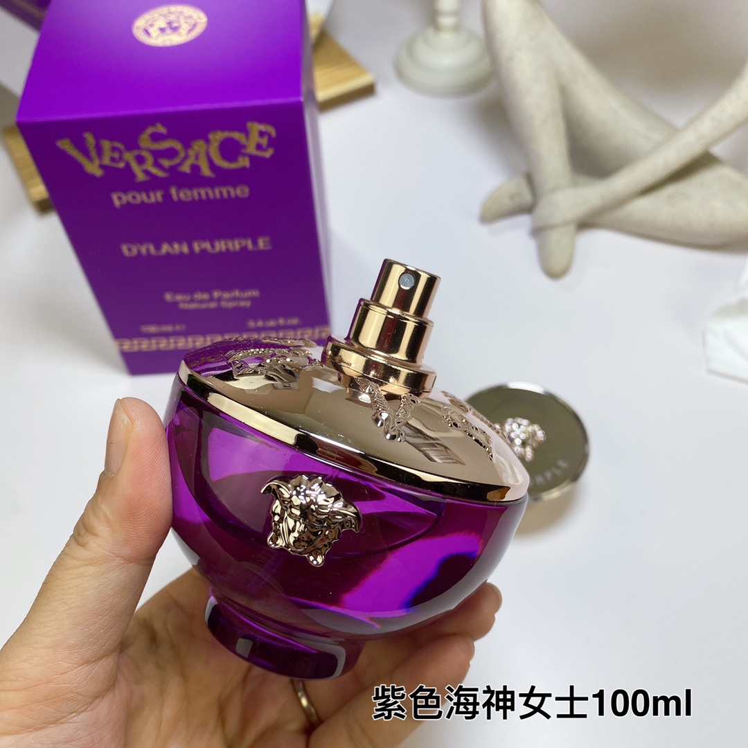 Versace perfume