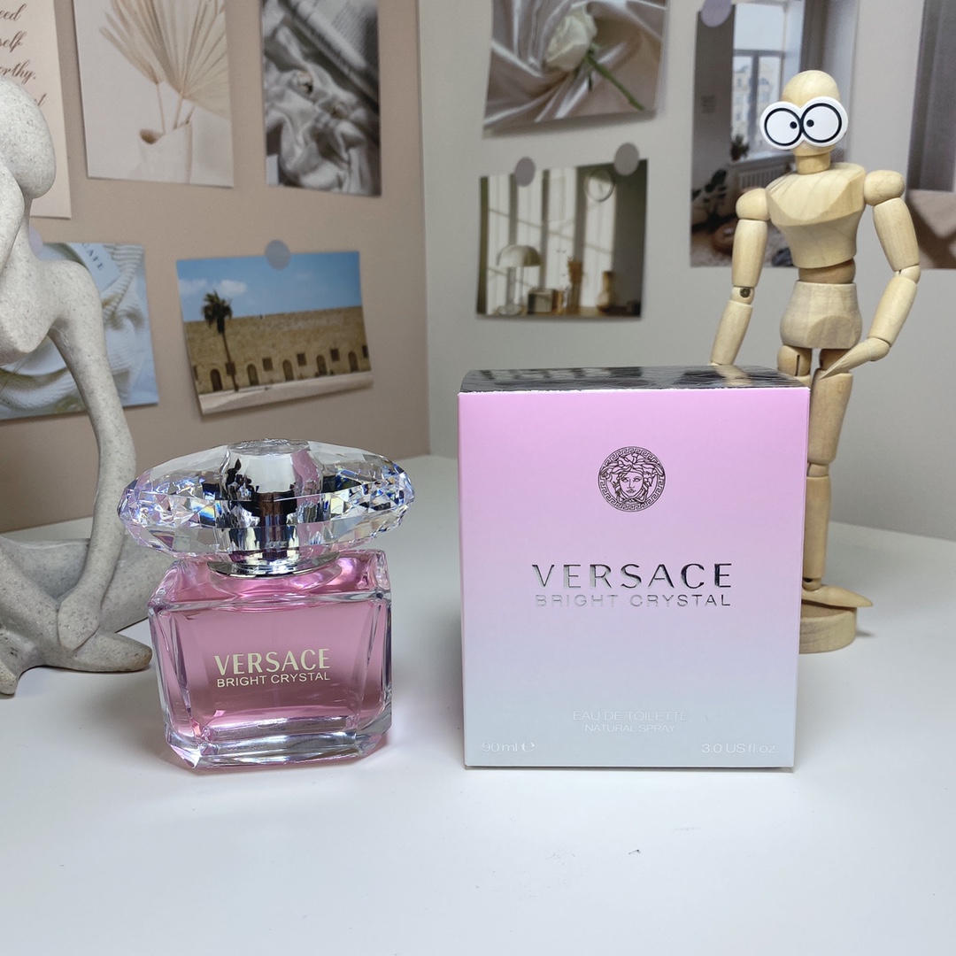 Versace perfume