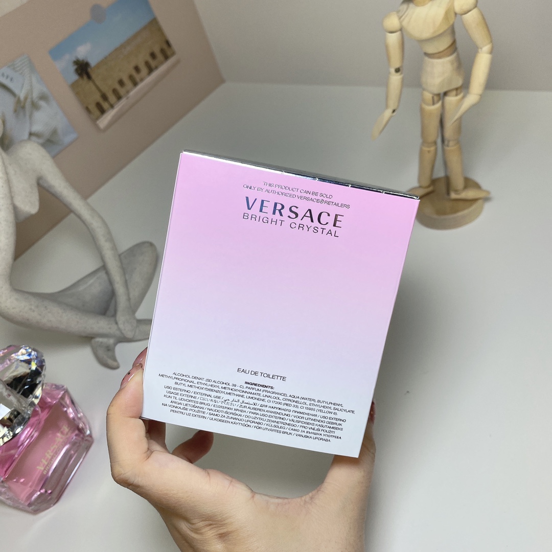 Versace perfume