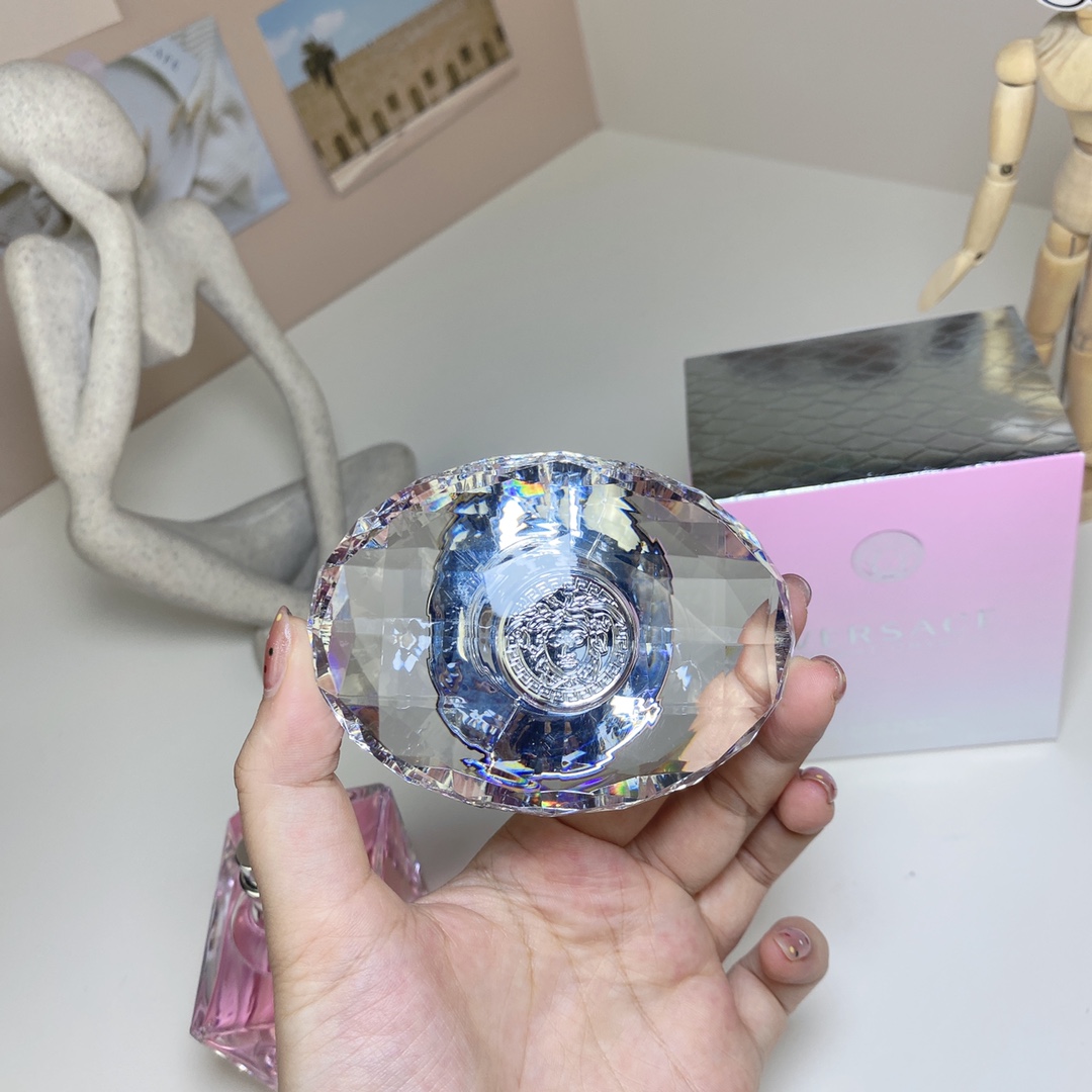 Versace perfume
