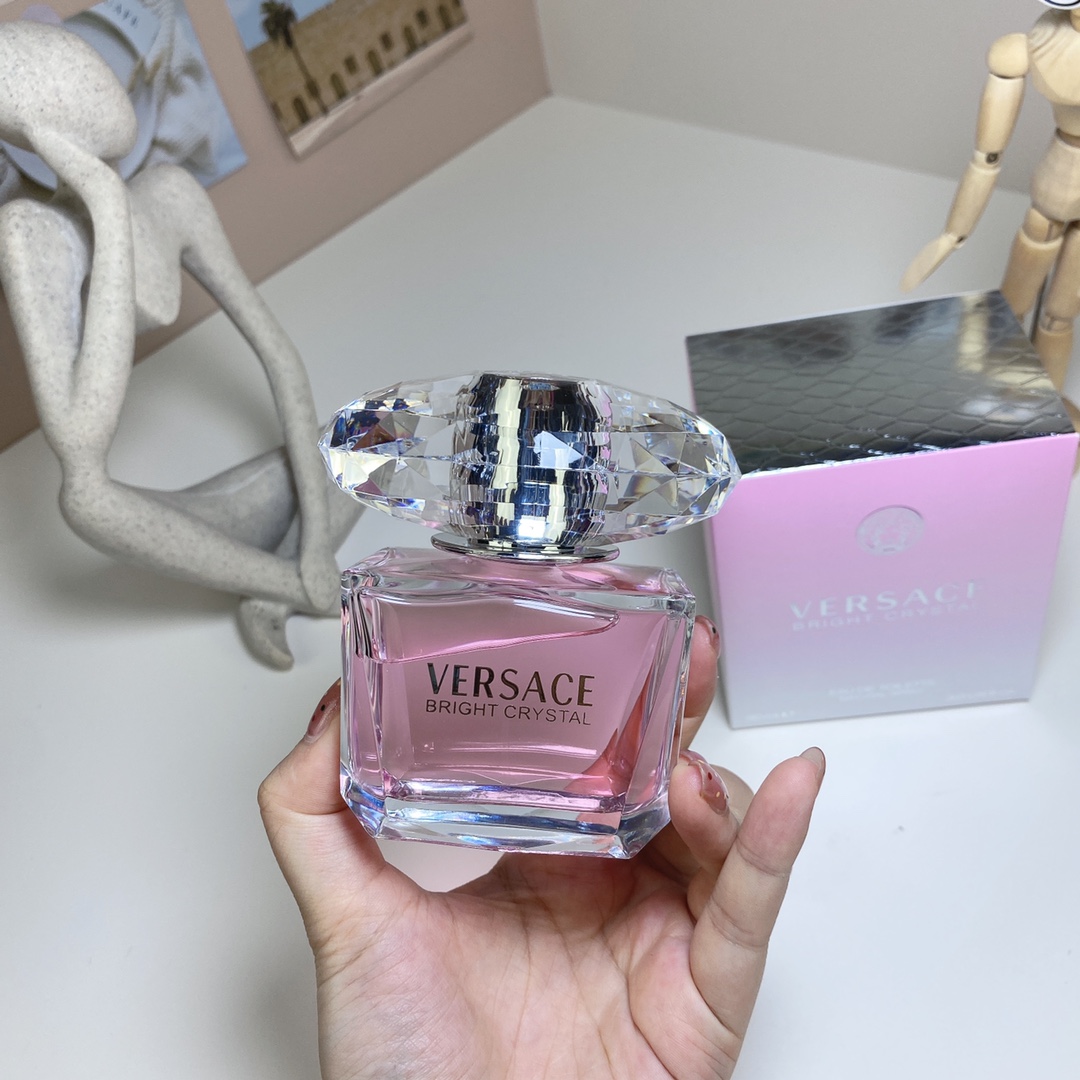 Versace perfume