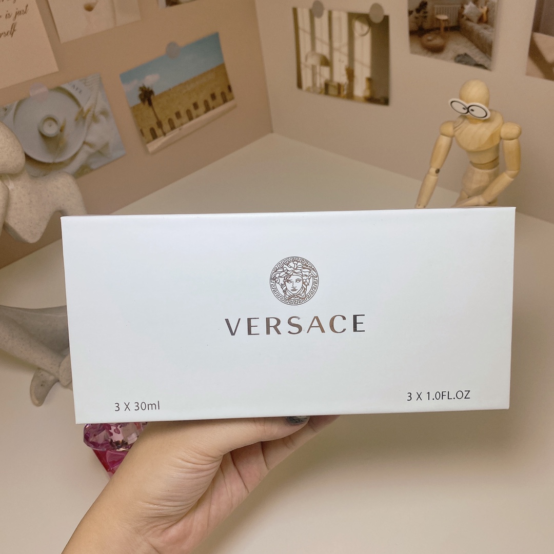 Versace perfume