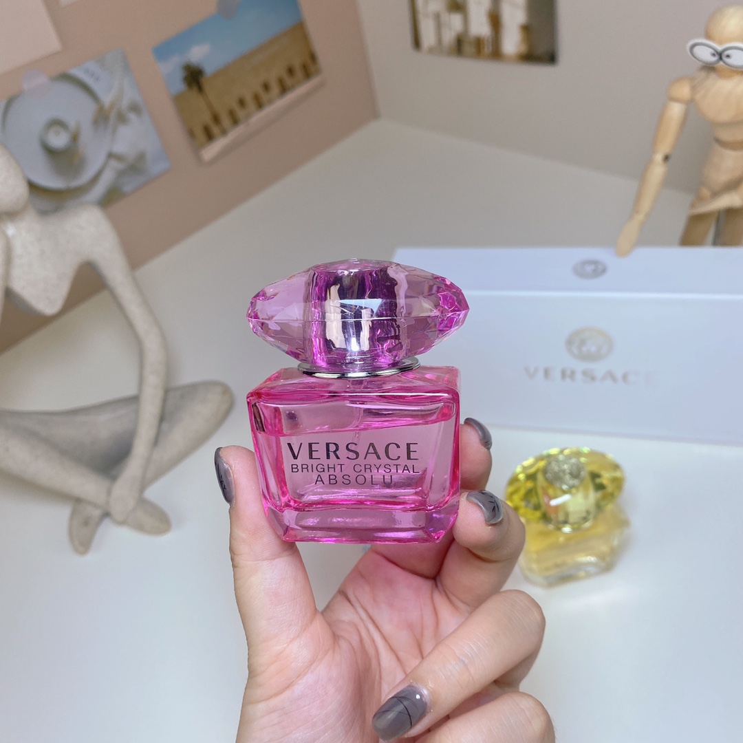 Versace perfume
