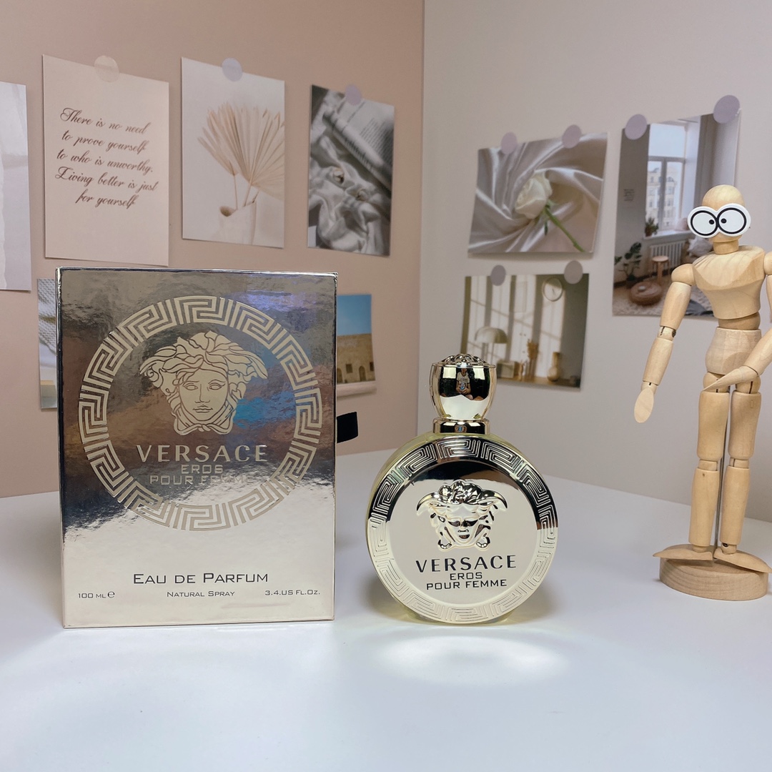 Versace perfume