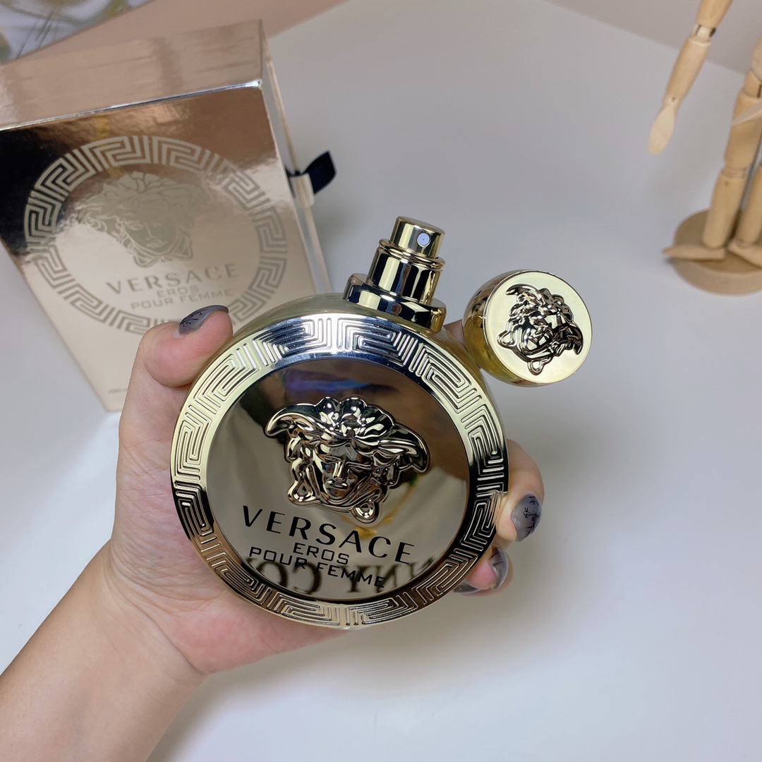Versace perfume