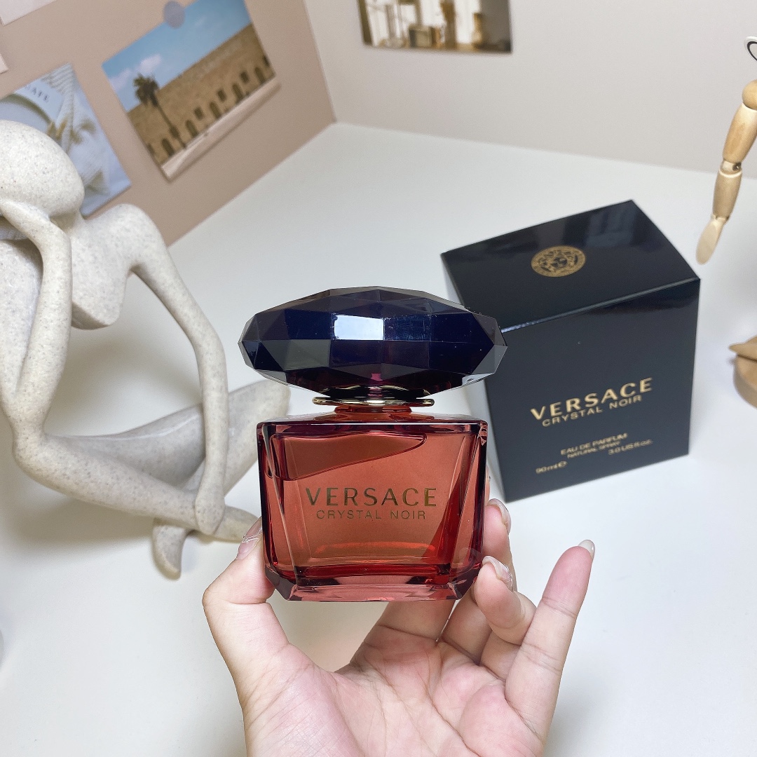 Versace perfume