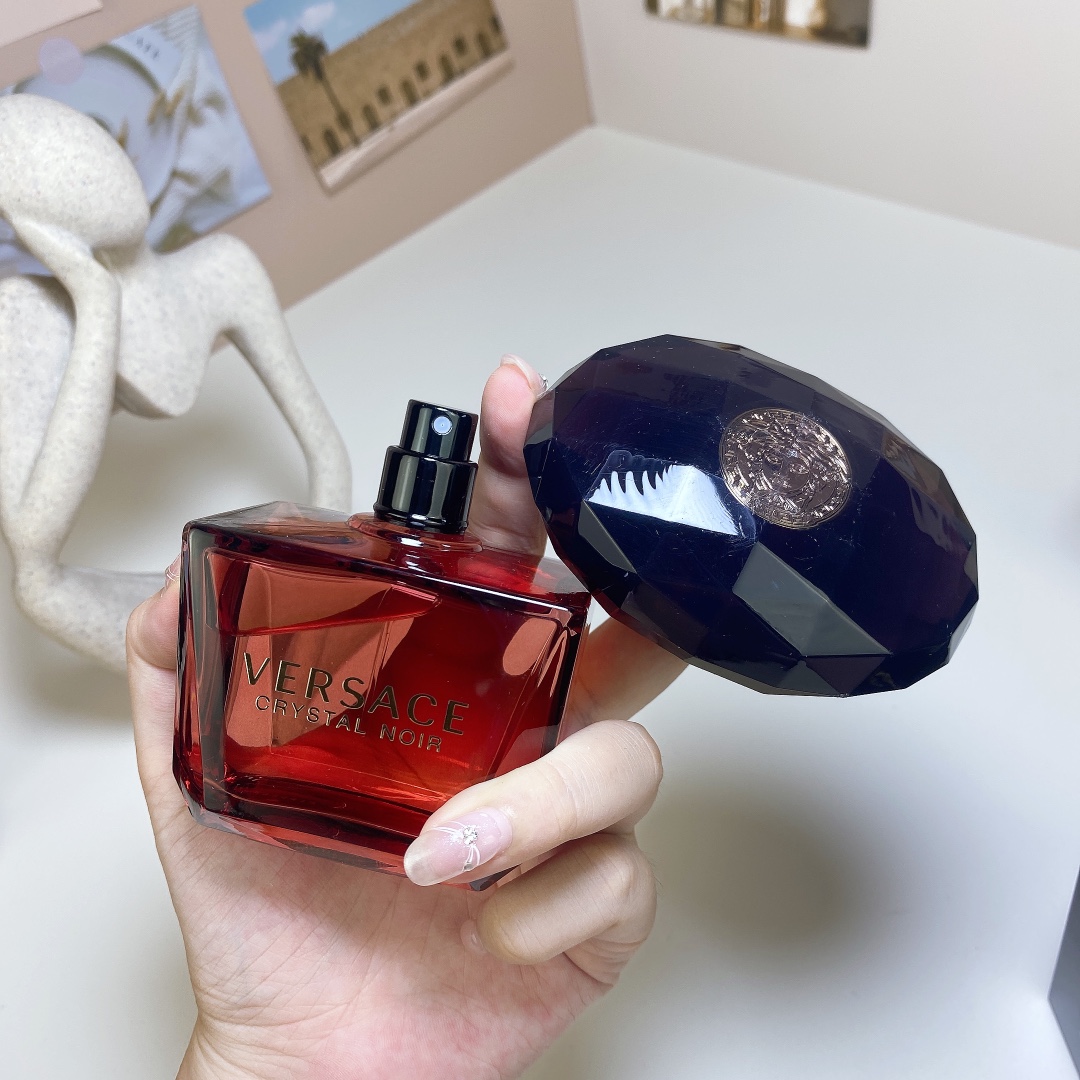 Versace perfume