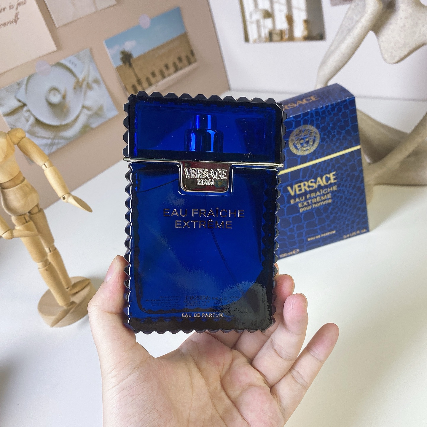 Versace perfume