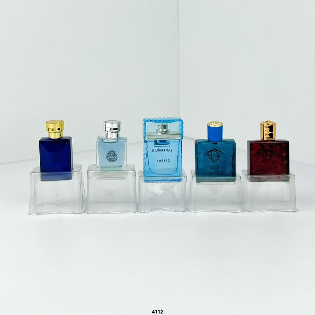 Versace perfume