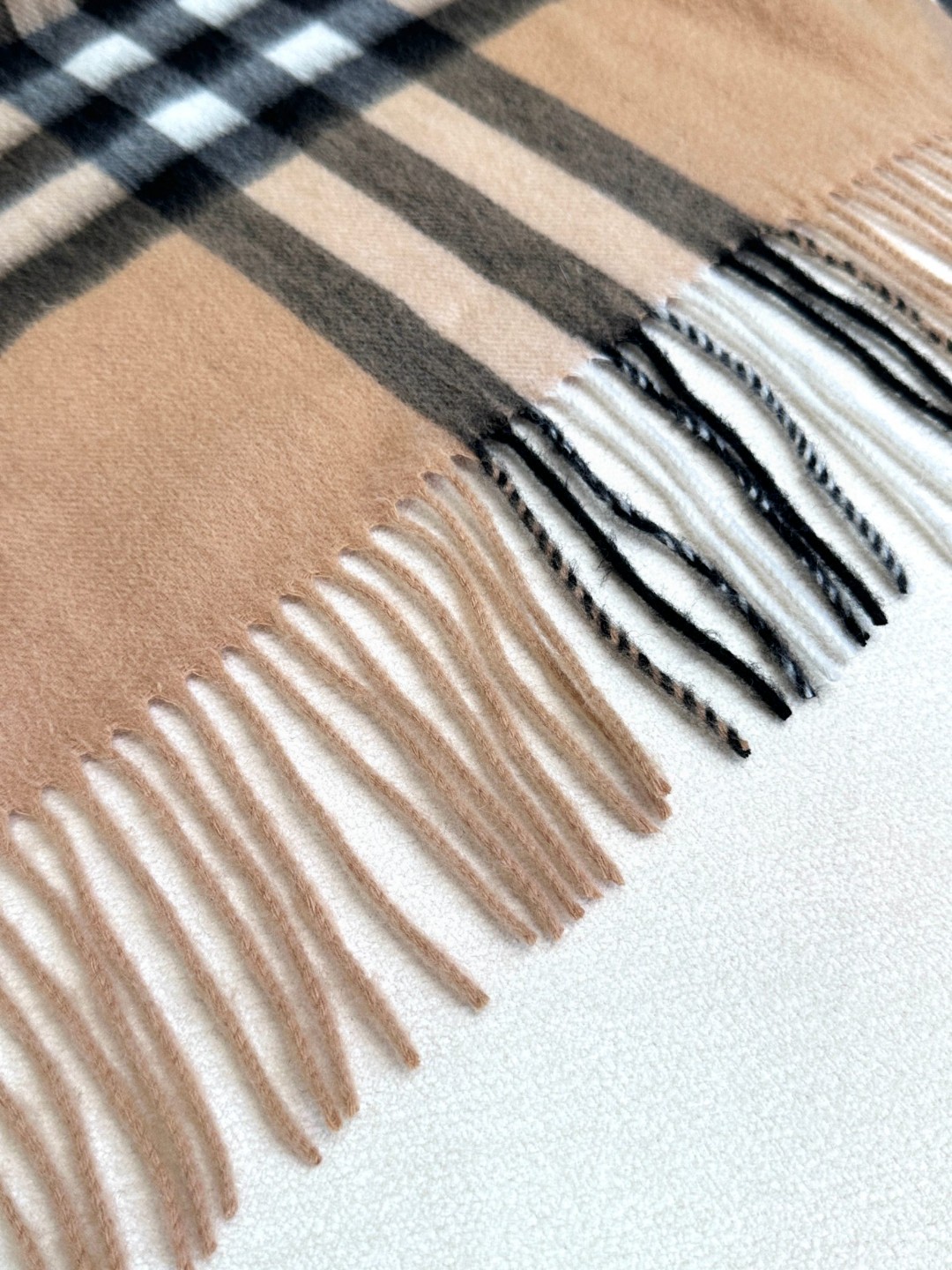 Burberry scarf