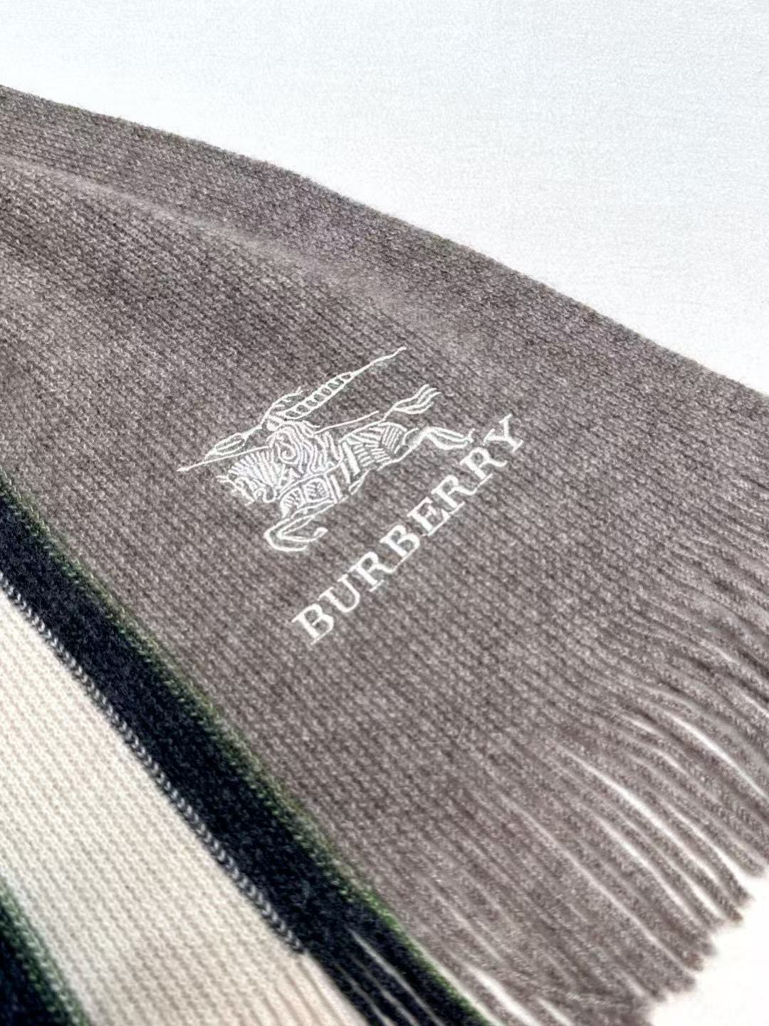 Burberry scarf
