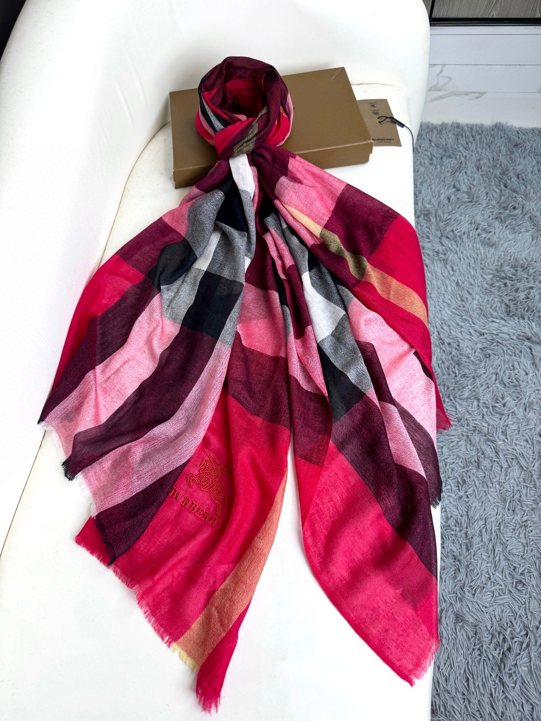 Burberry scarf