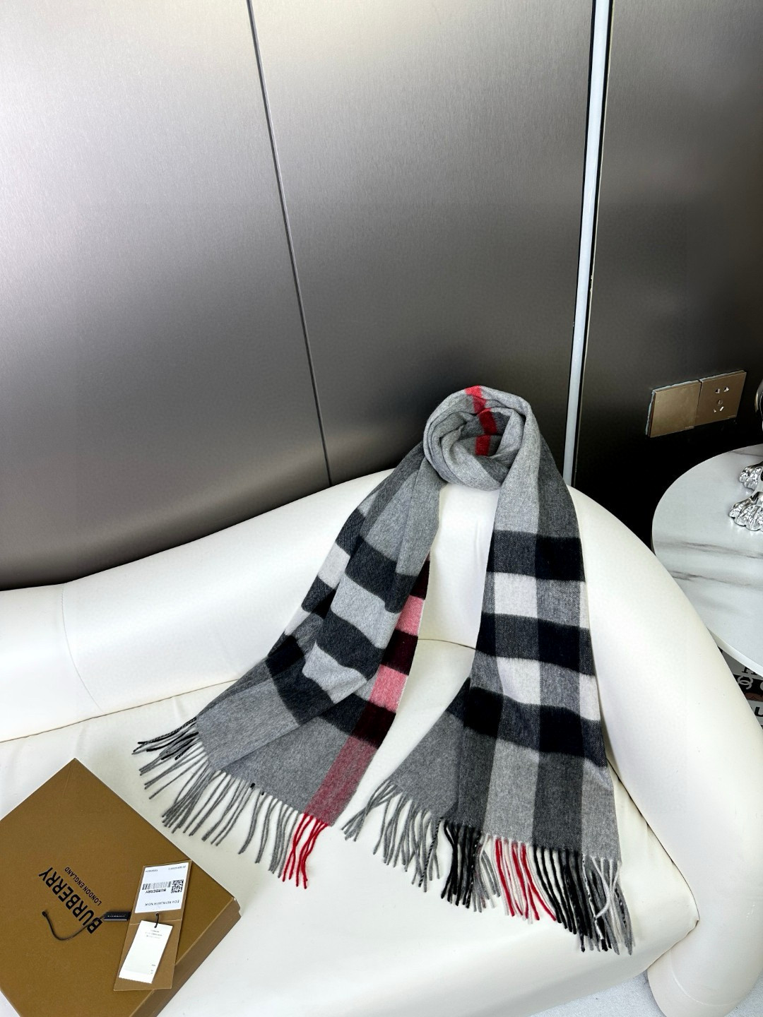 Burberry scarf