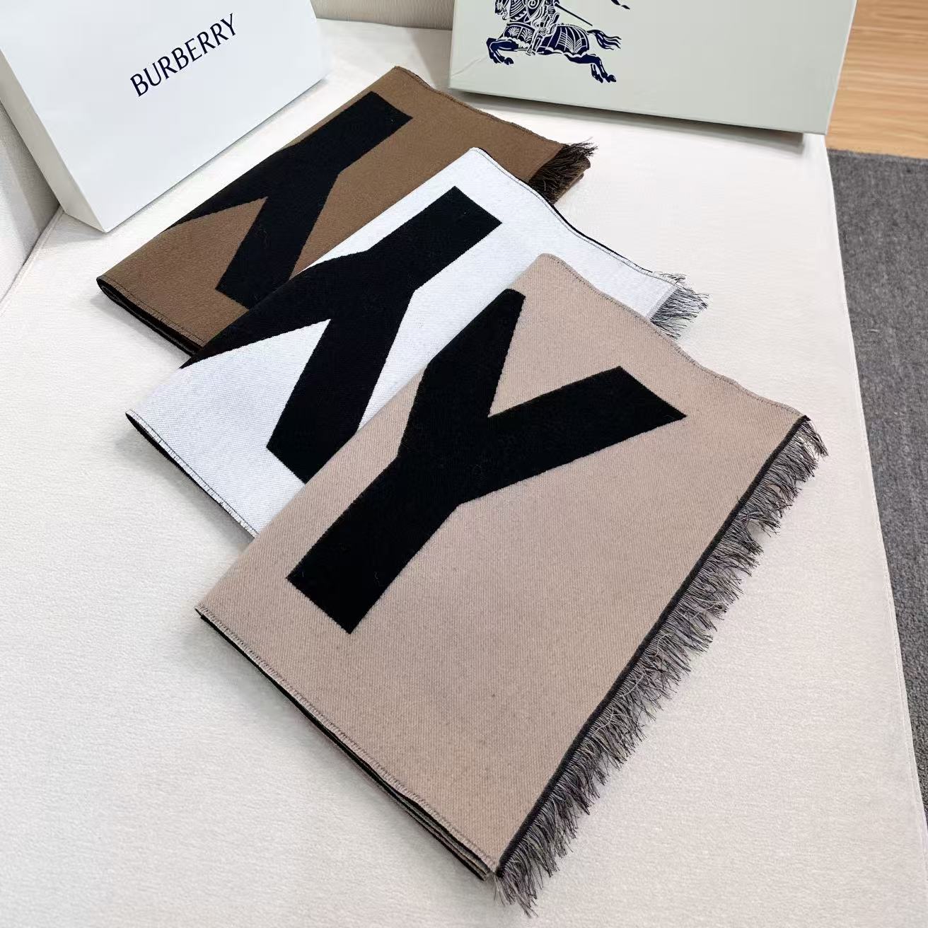Burberry scarf