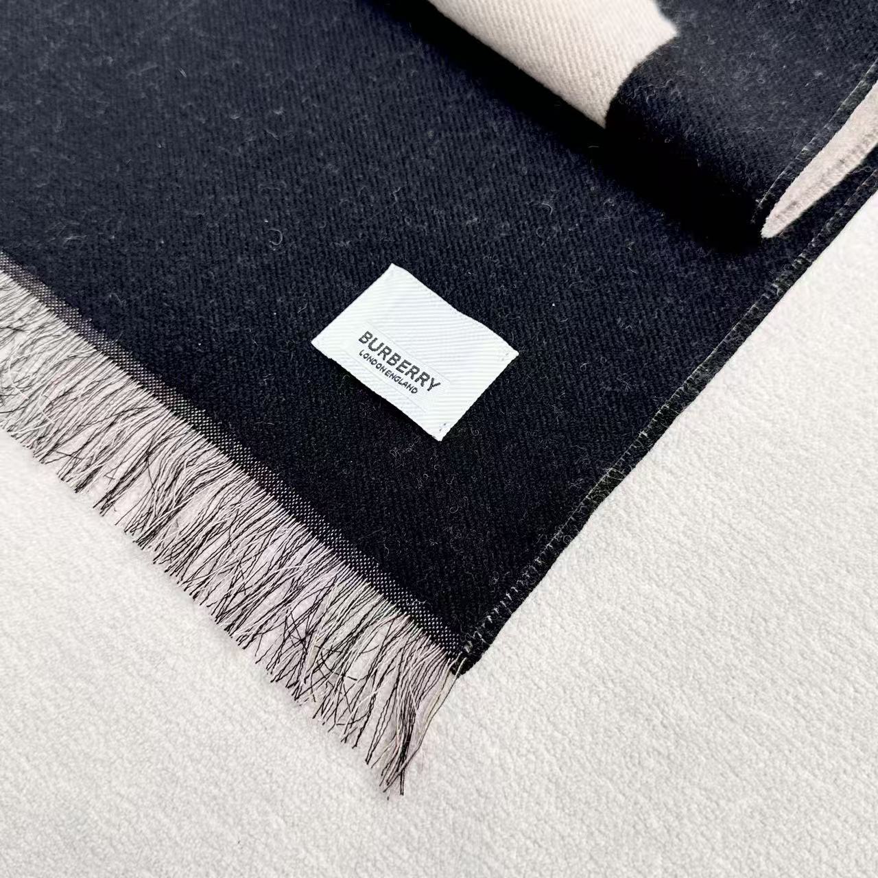 Burberry scarf