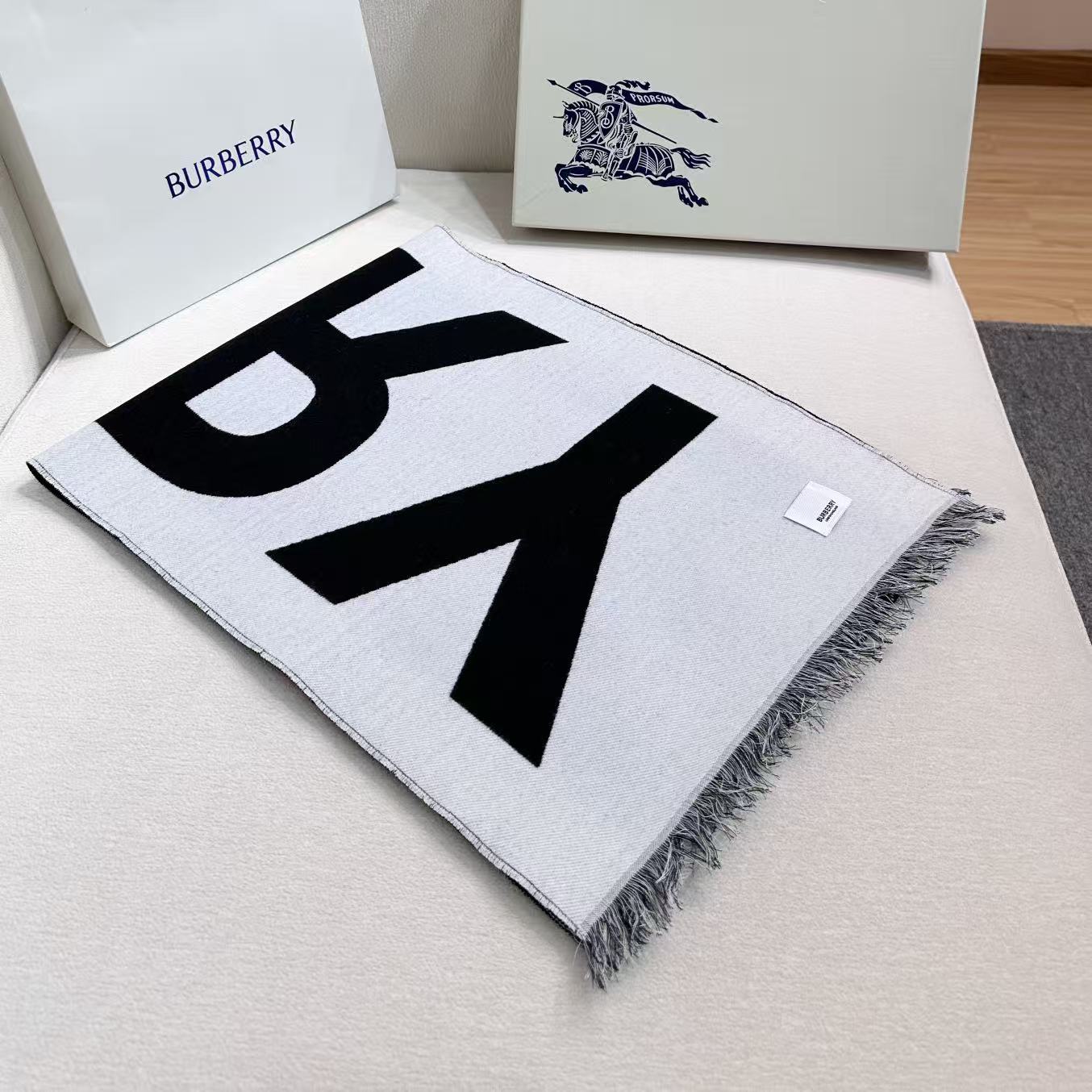 Burberry scarf