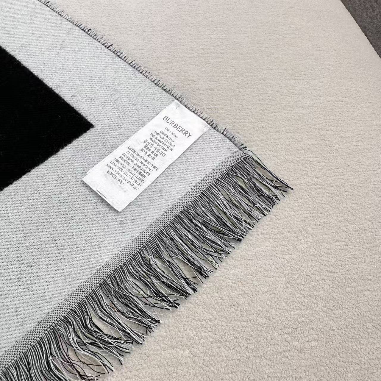 Burberry scarf