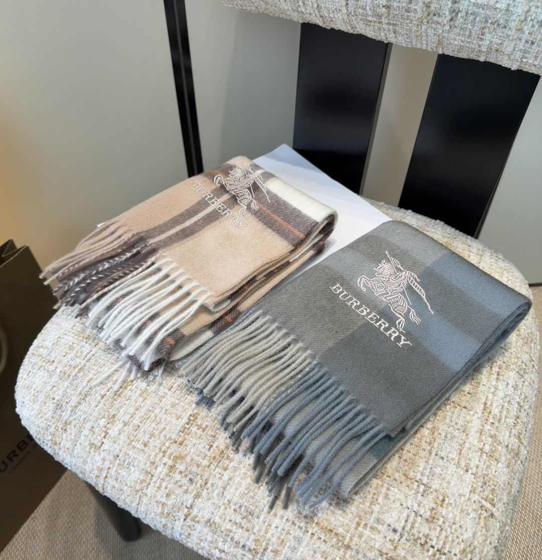 Burberry scarf