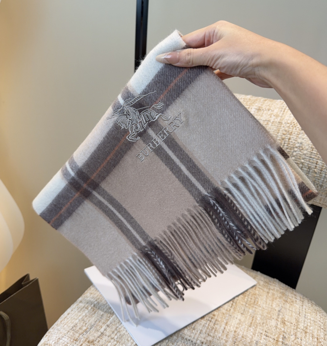 Burberry scarf