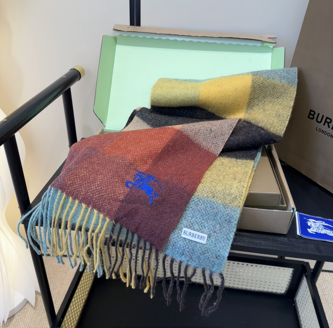 Burberry scarf