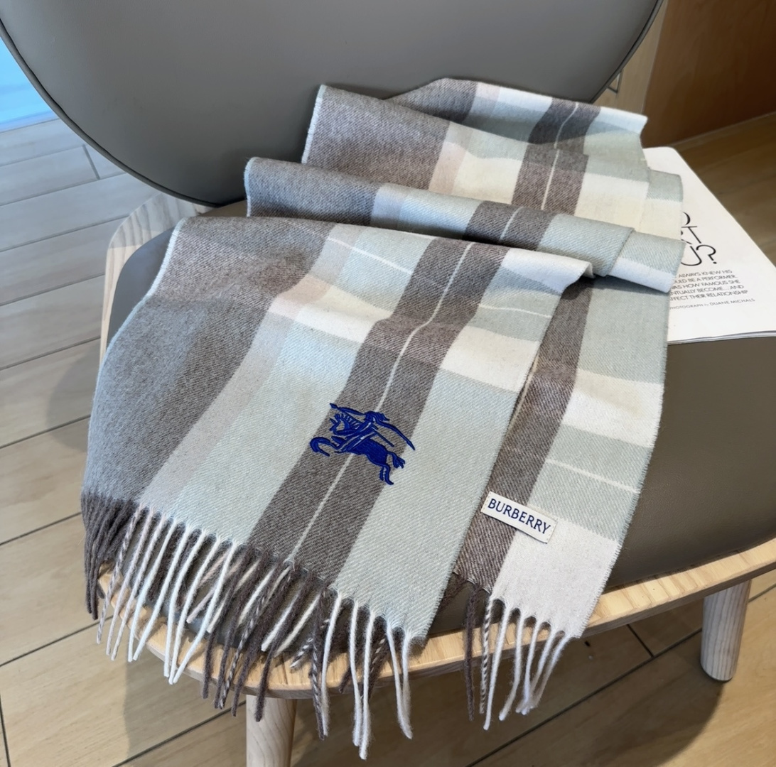 Burberry scarf